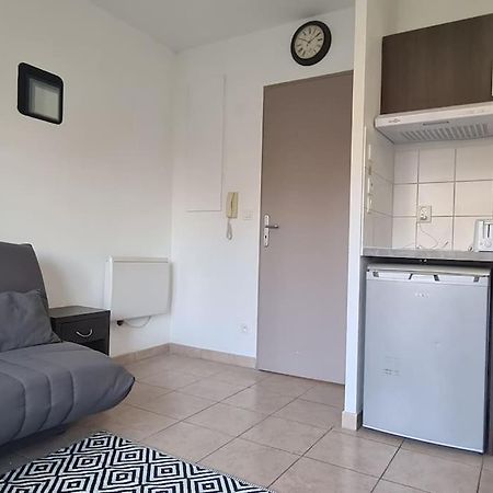 B210 Appartement Disneyland Paris Parking Et Wifi Montevrain Bagian luar foto
