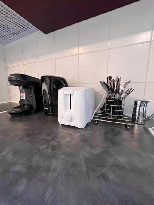 B210 Appartement Disneyland Paris Parking Et Wifi Montevrain Bagian luar foto