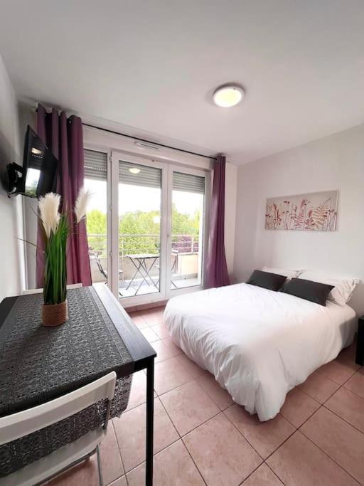 B210 Appartement Disneyland Paris Parking Et Wifi Montevrain Bagian luar foto